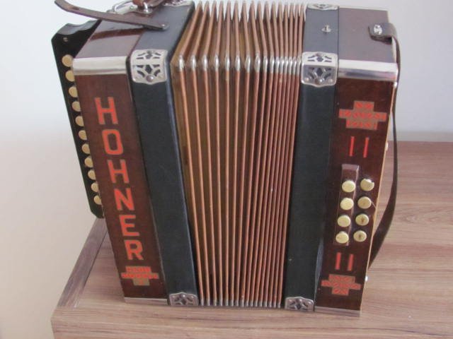 heligonka-Hohner- CF
