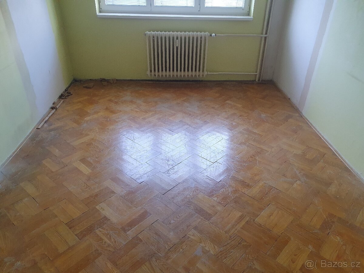 Parkety 35 m2