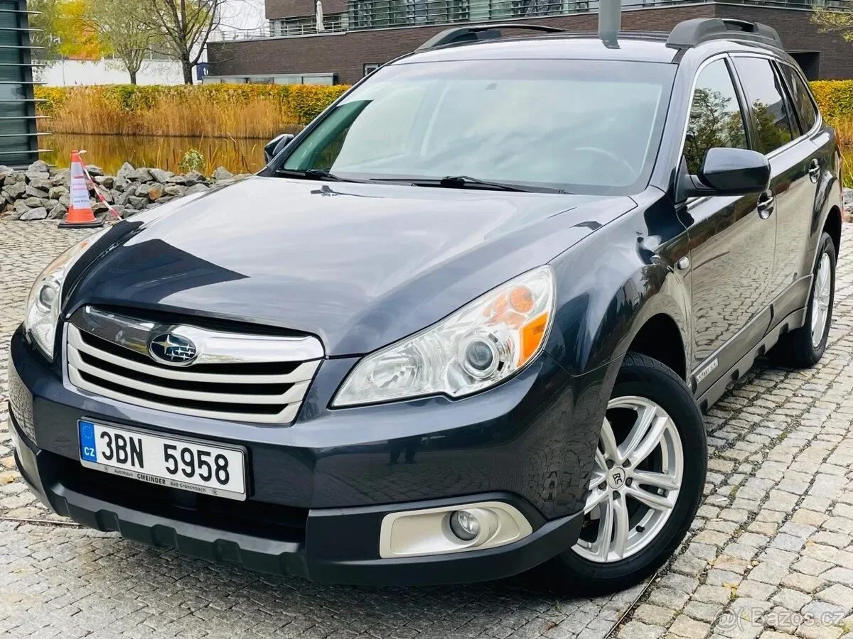Subaru Outback 2.0D 2014 4x4 Kůže Navi Xenony Šíbr 1. Maj