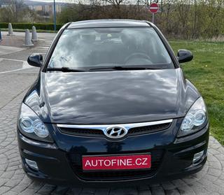 HYUNDAI i30 1,4 16V CVVT KLIMATIZACE, EL.OKNA, 80kW / 108 PS