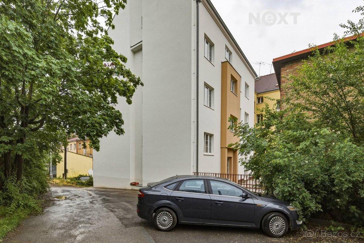 Prodej komerční Kanceláře, 28㎡