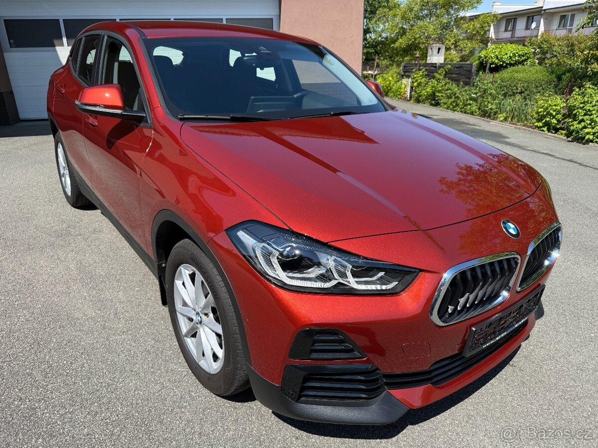 BMW X2 sDrive 1.8i HeadUp Keyless Automat Tažné Adap. Temp.