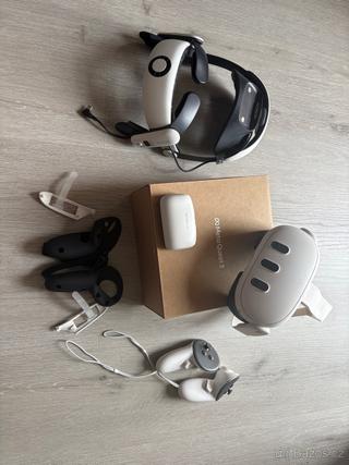 Meta Quest 3 128 GB + Bobo VR S3 pro