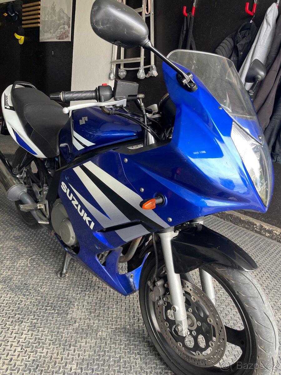 Suzuki GS500 F