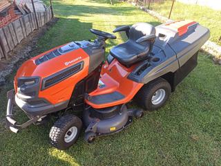 Zahradní traktor Husqvarna TC342T Kawasaki Twin 24 koní