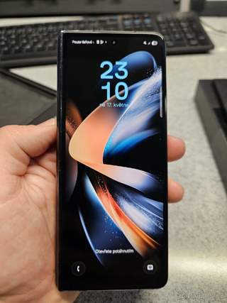 Samsung Galaxy Z Fold4 512 GB / 12 GB RAM