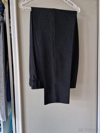 Černé nové eleg., modní kalhoty, vel. 38