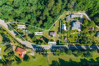 Prodej dvou rekreačních chat s pozemkem 2 798 m², Pyšely.