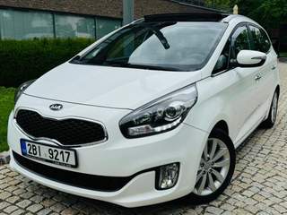 Kia Carens 1.7CRDi MANUÁL 7MÍST LED KAMERA PANORAMA