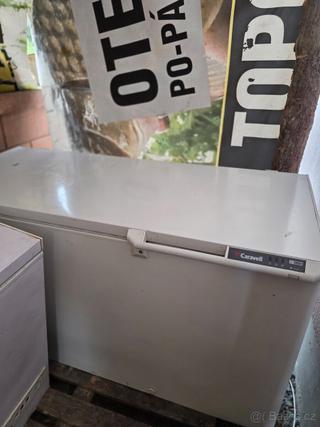 Pultový mrazák 450lt