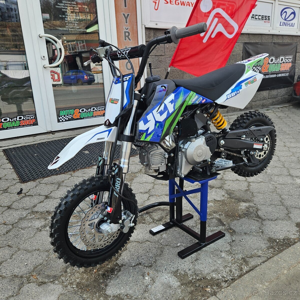 YCF Start F88SE,elektrický startér,poloautomatická