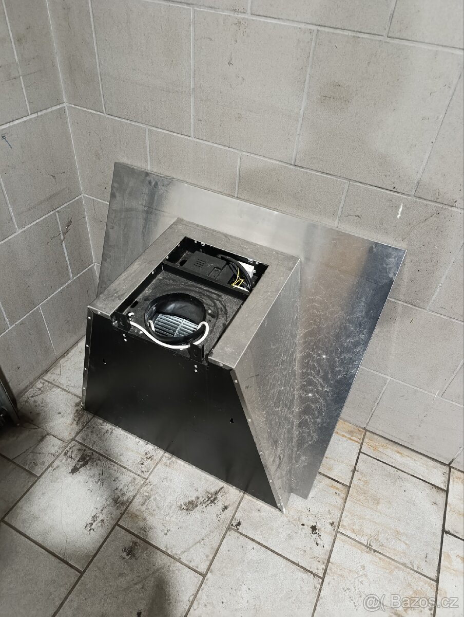 digestoř dva filtry 220