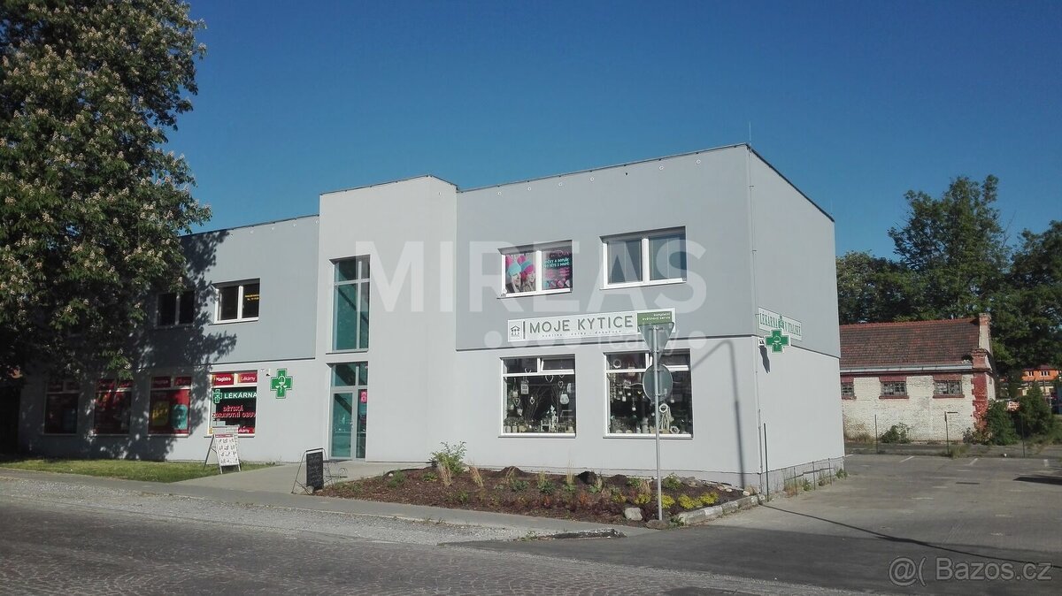 Milovice, pronájem komerčního prostoru 80 m2 v centru města