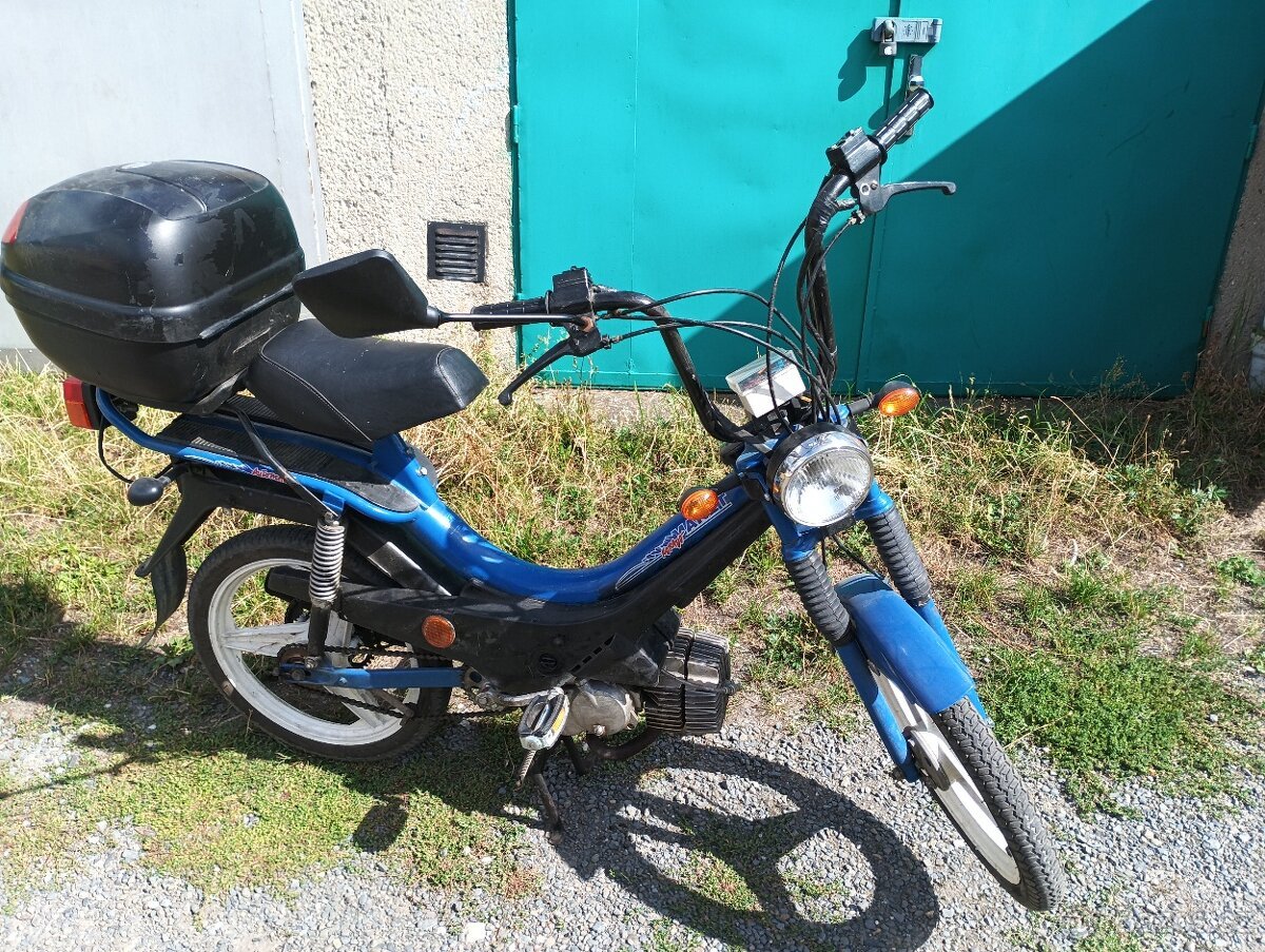 Manet Korado super maxi
