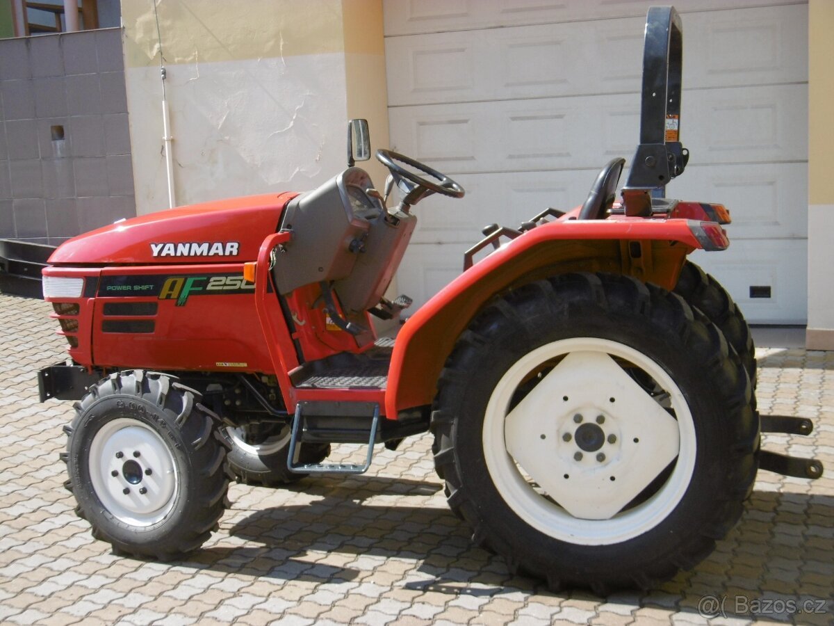 Malotraktor YANMAR AF250D s rotavátorem