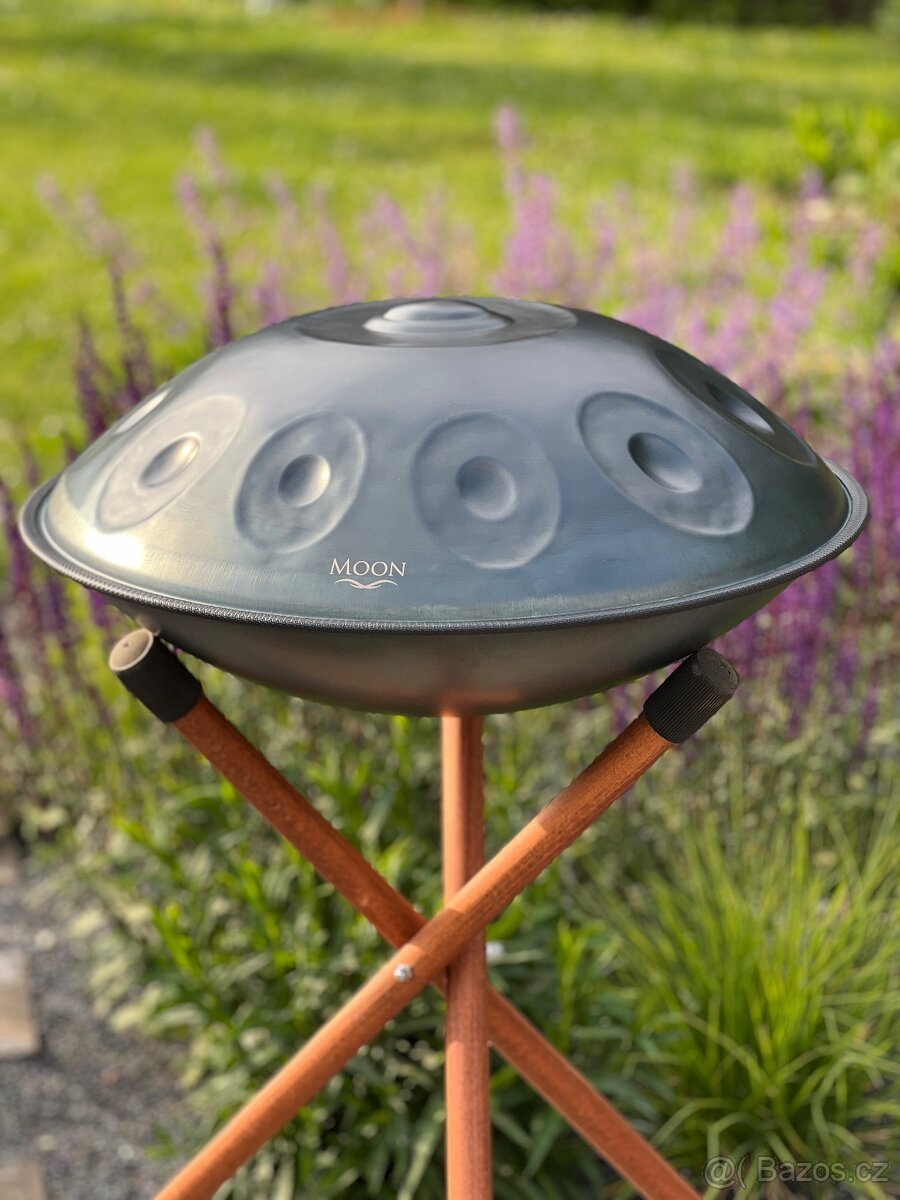 MOON Handpan D Celtic 9+1 Nitrided Steel + stojan