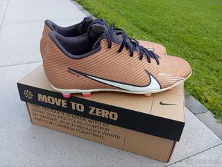 Kopačky NIKE Mercurial