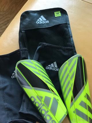 Adidas - Chrániče vel.M
