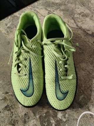 Kopačky Nike vel. 38