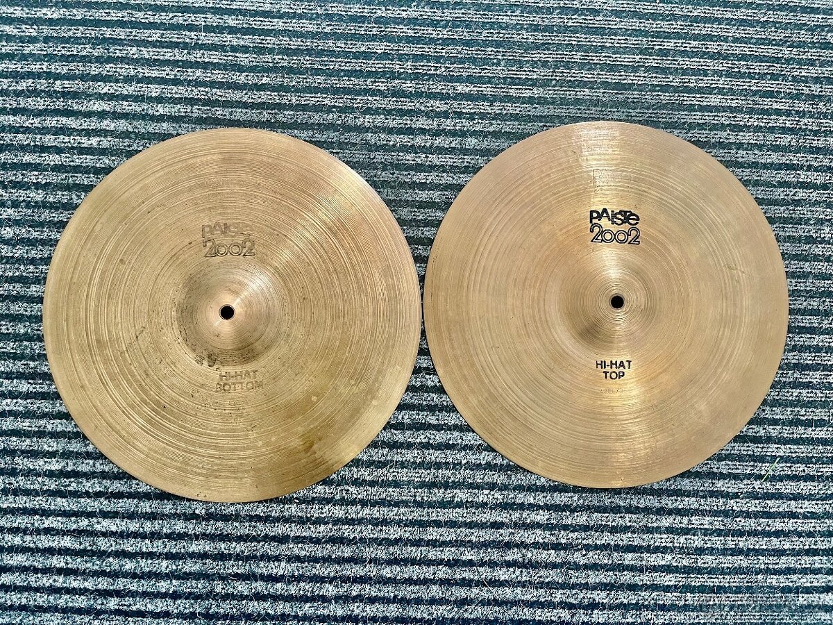 Paiste 2002 hi hat 14" black label. Rok 1974.