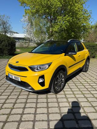 Kia Stonic 2019, plná výbava, servisní knížka