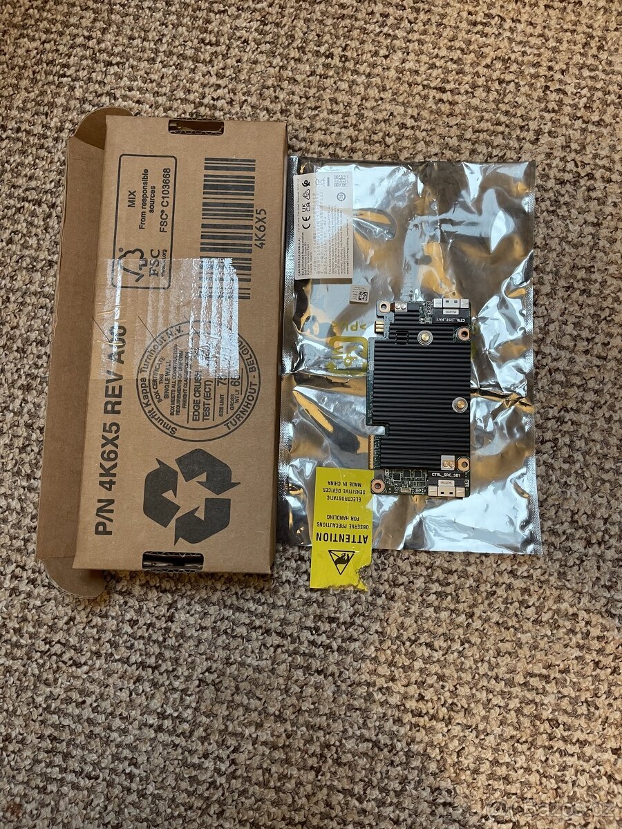 DELL HBA355i Controller Front - 1 x pouzity