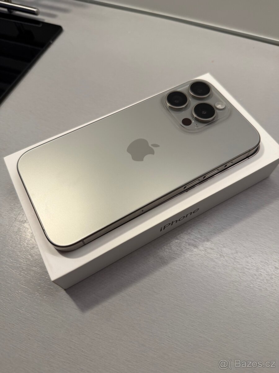 iPhone 15 Pro 128Gb přírodní titan