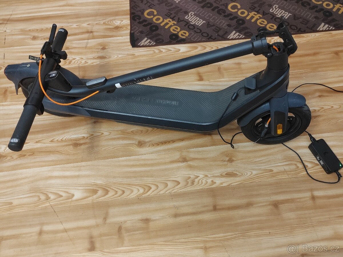 Ninebot KickScooter E2 Pro