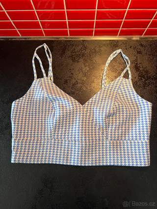 Letní crop top
