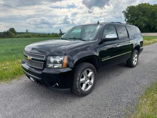 Chevrolet Suburban 1500 5.3l V8 4x4