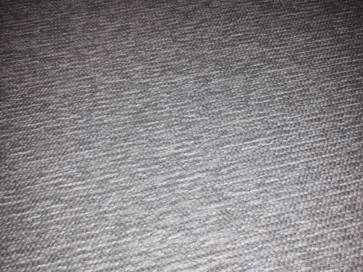 Zátěžový čtvercový koberec 50x50 použitý