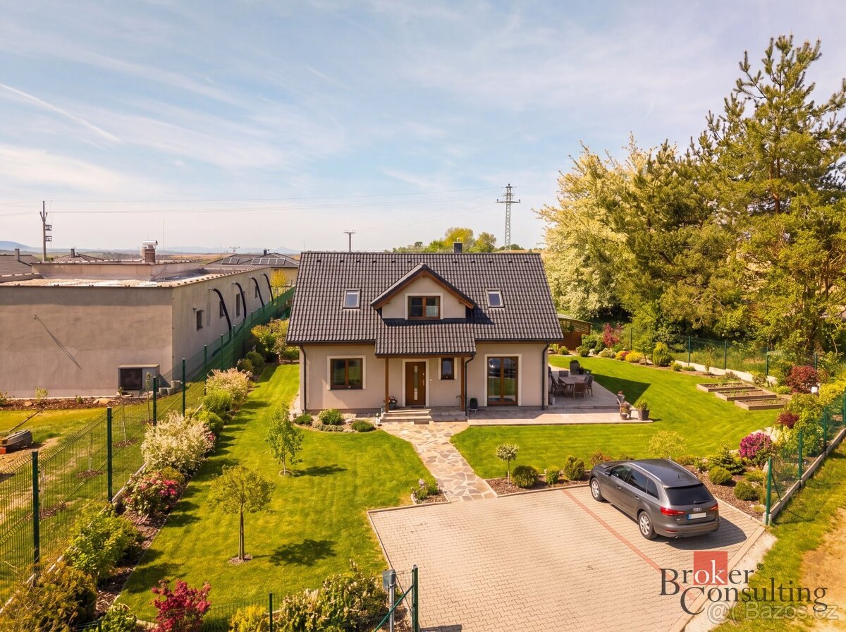 Prodej, pozemky/bydlení, 2357 m2, Jenichov 5, 27734 Střemy,
