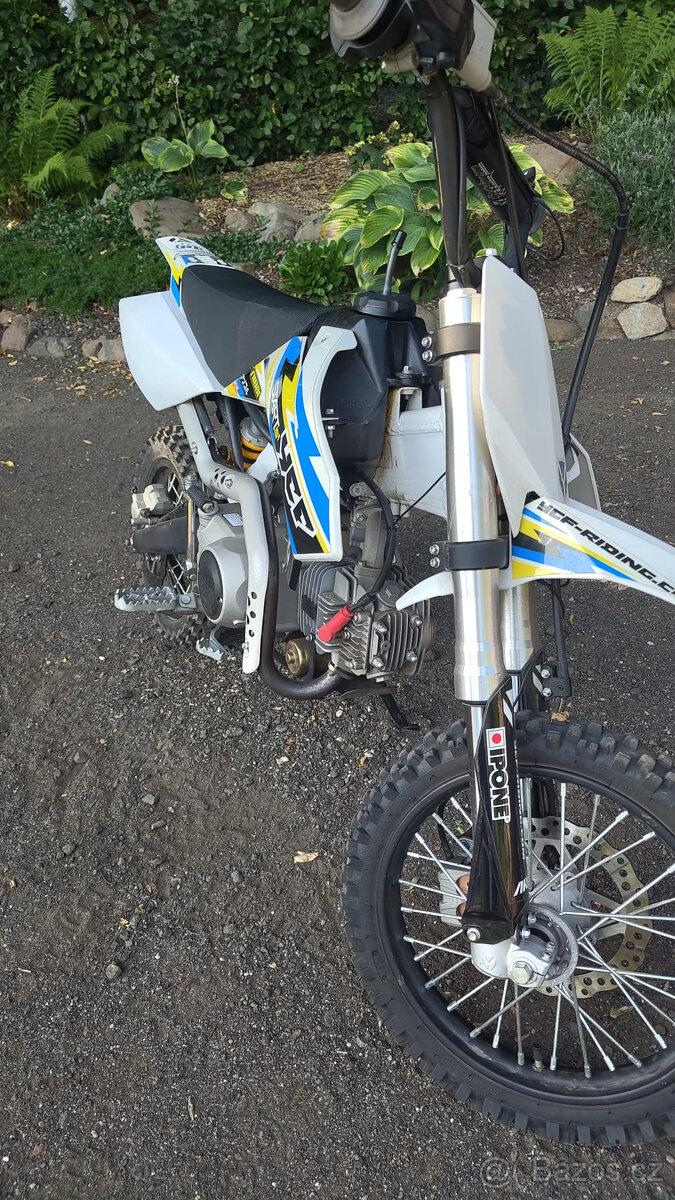 YCF F125S