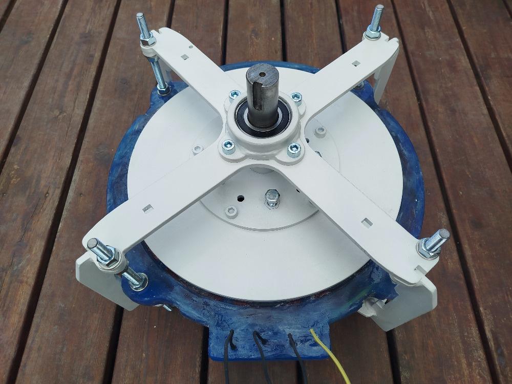 axiální generátor 3-5kw/300RPM, pro VAWT, hydro