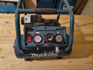 Makita XGT AC001GZ