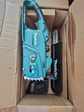 Elektrická motorová pila Makita