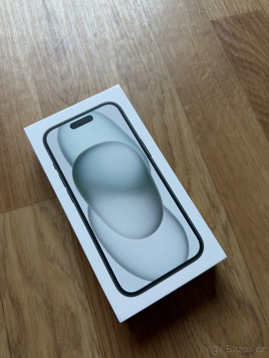 Apple iPhone 15 128GB černý