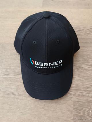 Nová kšiltovka Berner