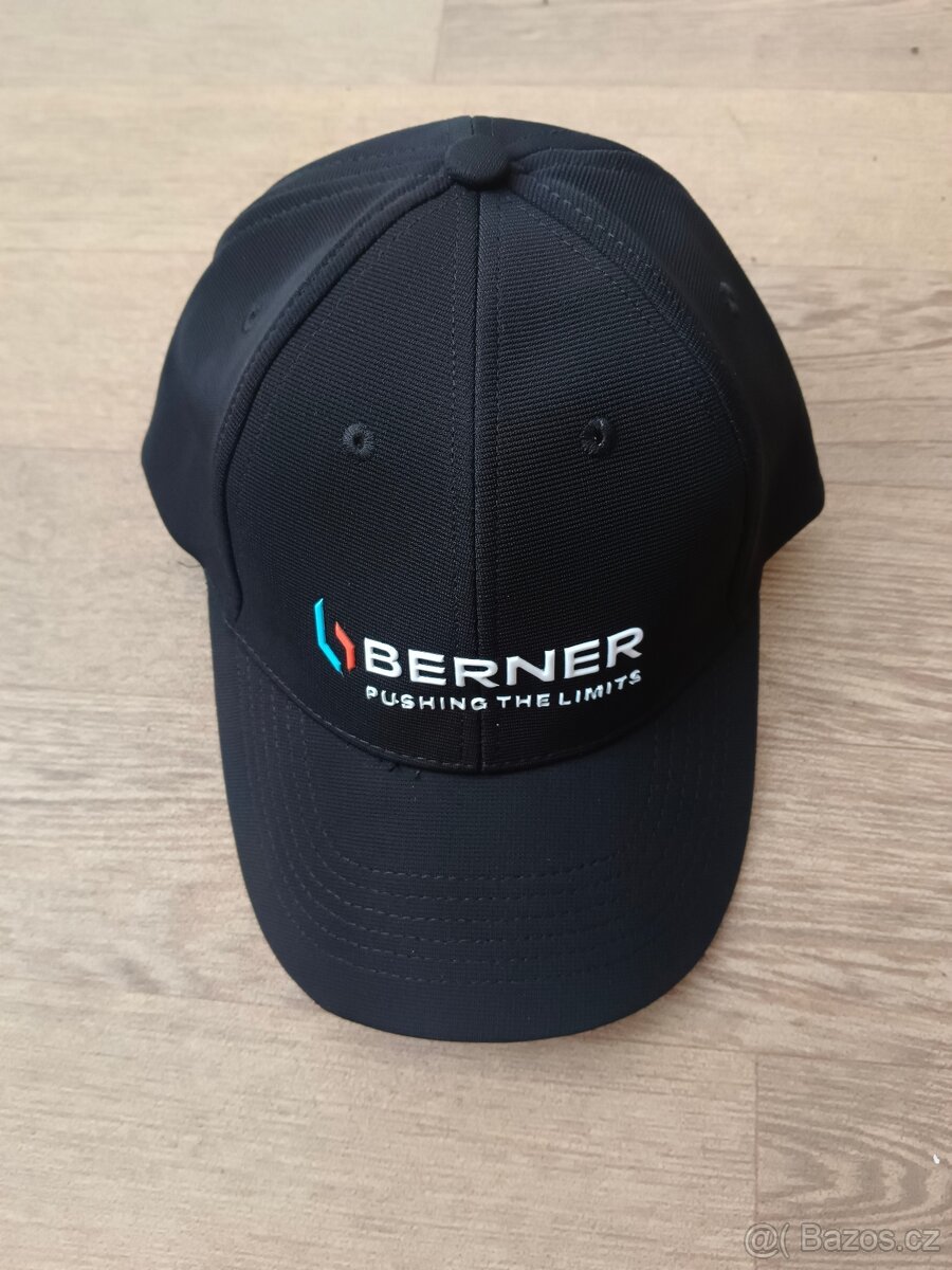 Nová kšiltovka Berner