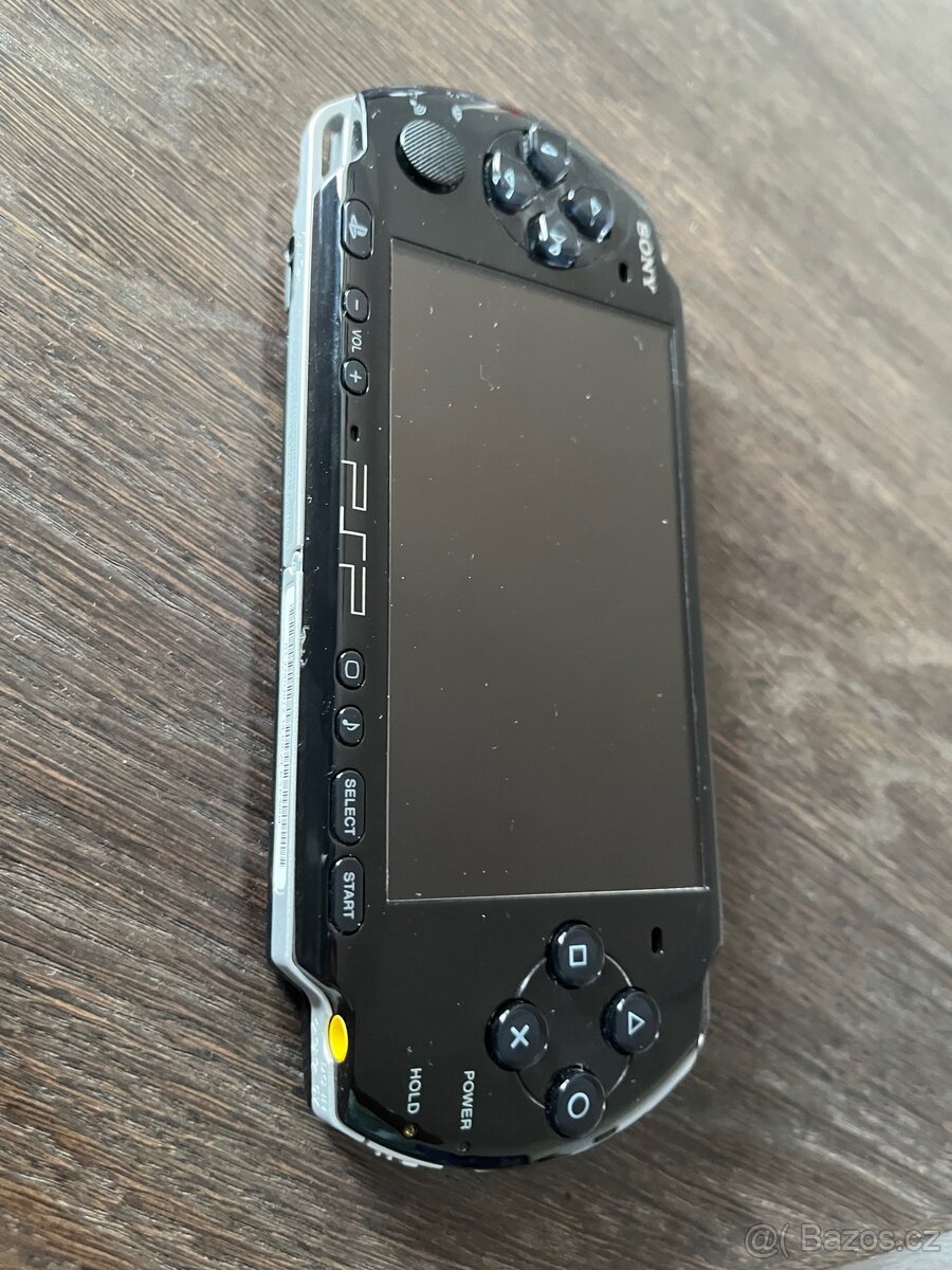 Prodám PSP myslím že buď japonská nebo evropská verze