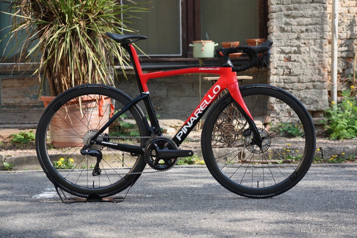 Pinarello F7 vel. 51.5 | Shimano Ultegra Di2 12s | záplety V