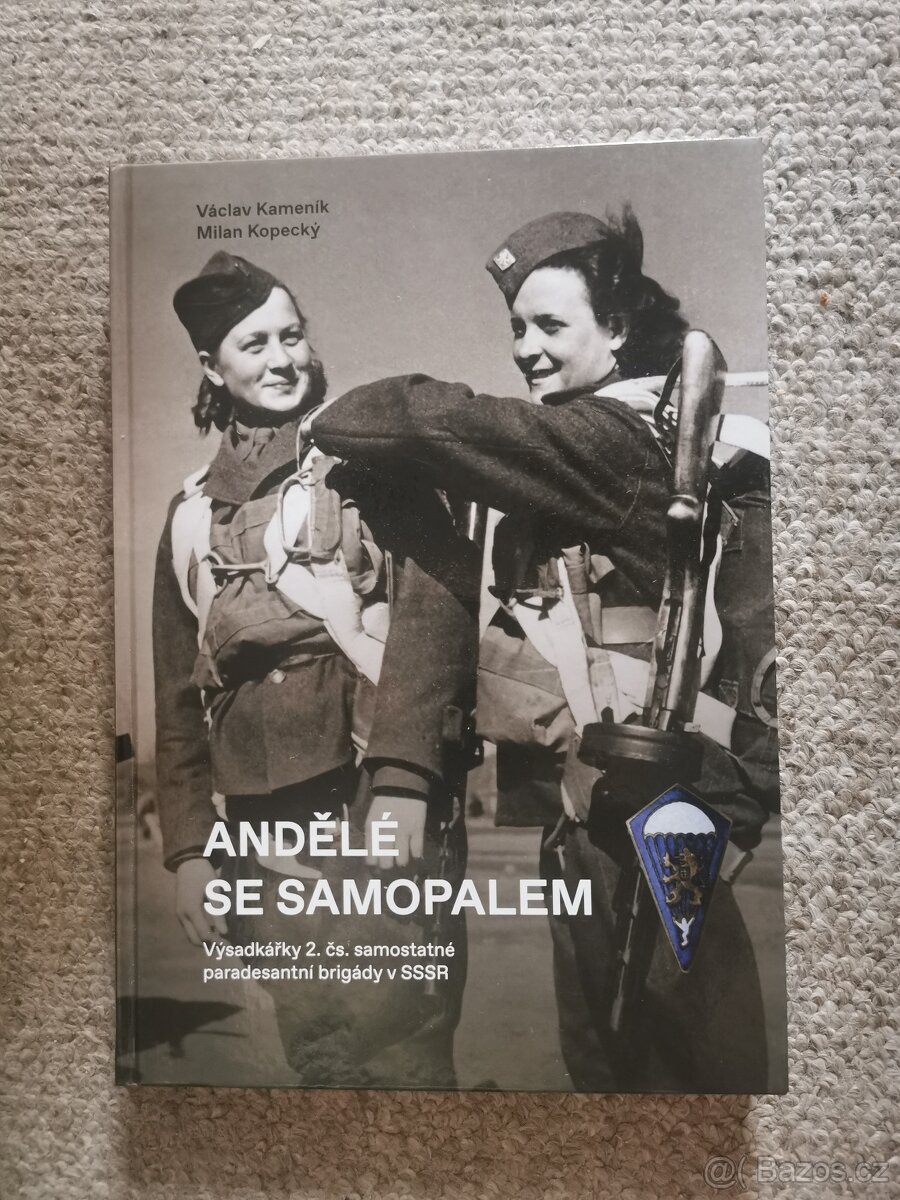 Kameník. Kopecký Andělé se samopalem