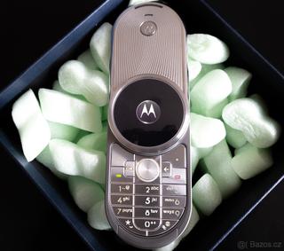 Motorola AURA