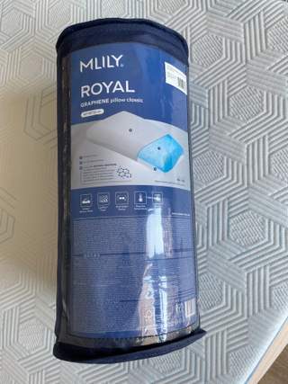 Nový polštář z paměťové pěny MLILY Royal Graphene Classic