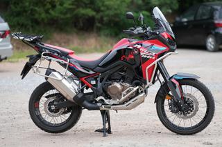 Honda Africa Twin 1100, 2025, manual, 6.000km