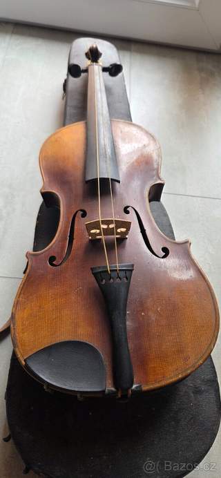 Housle Antonius Stradivarius