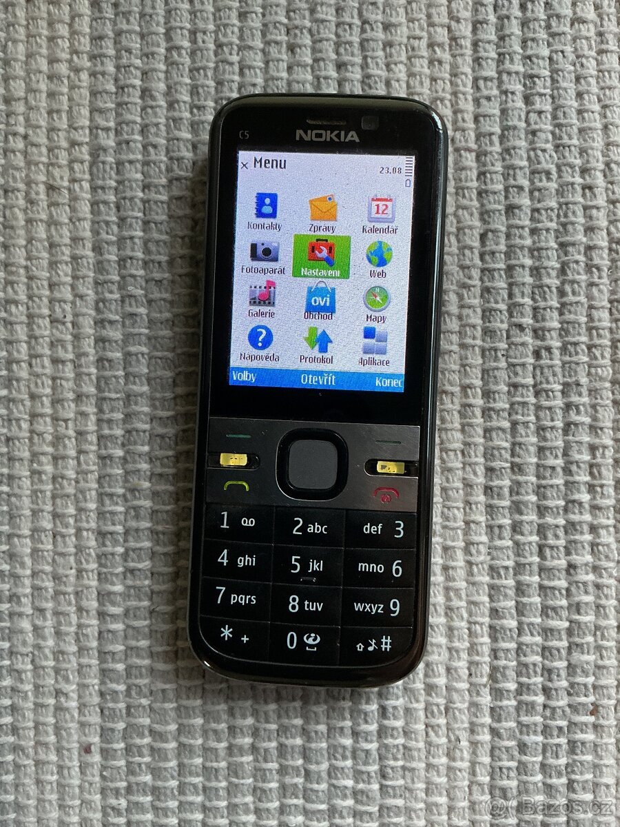Nokia C05-00 používaný, plně funkční, s nabíječkou