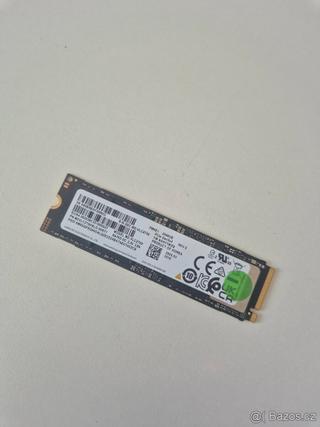 Extrémně rychlý SSD 2TB Samsung PM9E1 (PCIe 5.0 x4) zánovní