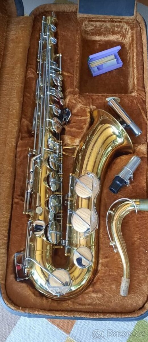 Amati Tenorsaxofon serie III + prislušenství