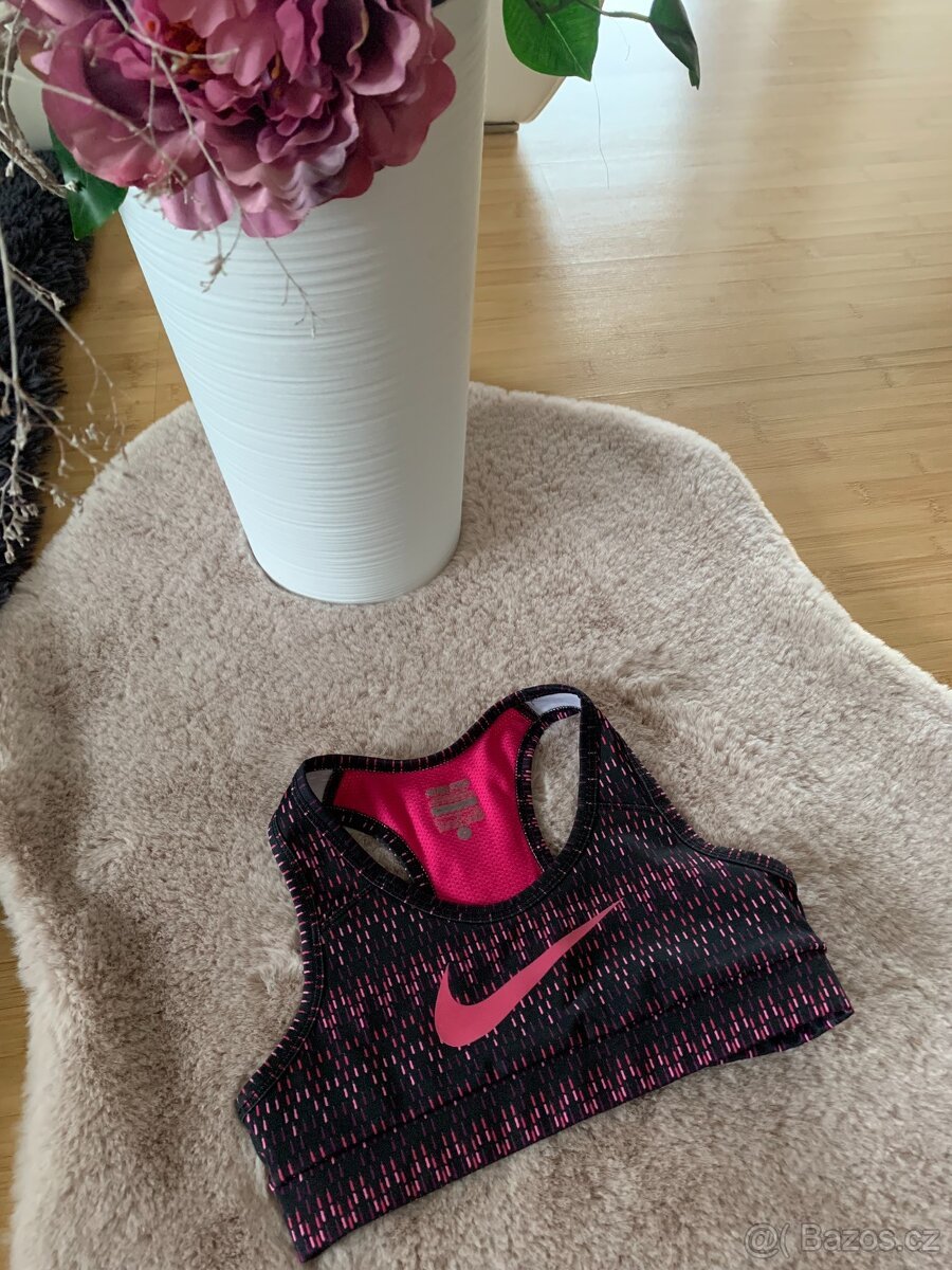 SPORTOVNÍ PODPRSENKA NIKE